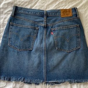 Levi denim skirt